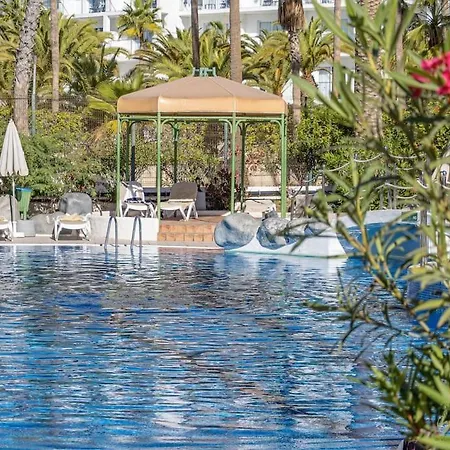 Altamira Lux El Duque Lägenhet *