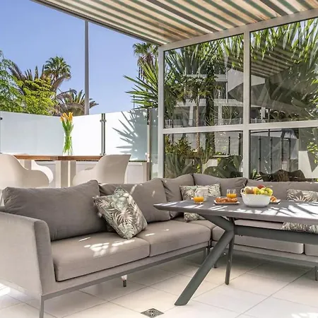 דירה Altamira Lux El Duque אדחה