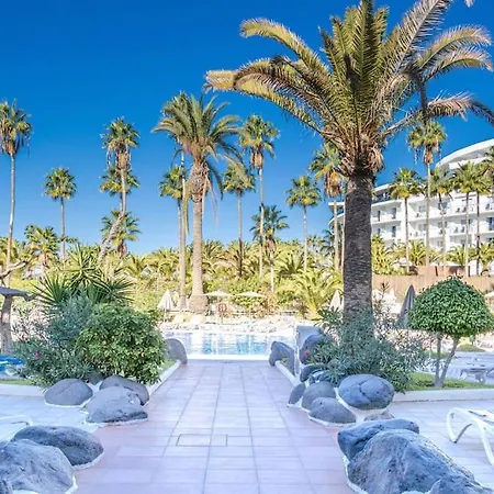 Altamira Lux El Duque * אדחה