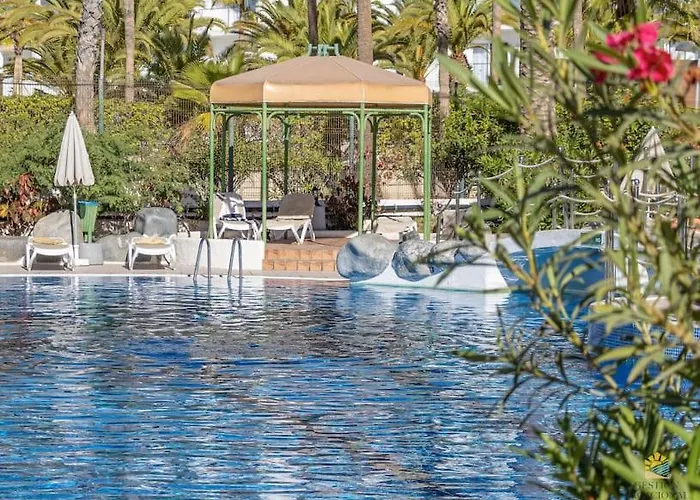 Altamira Lux El Duque アパート *