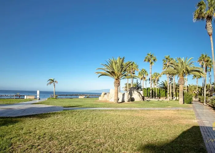 Altamira Lux El Duque * アデヘ